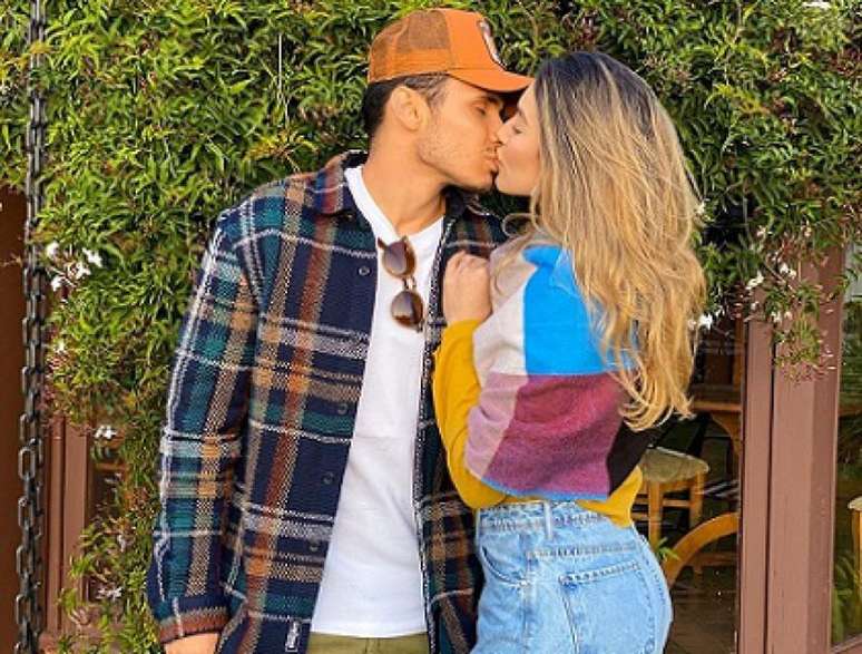 Raphael Veiga e Bruna Santana não estão mais juntos (Foto: Reprodução/Instagram)