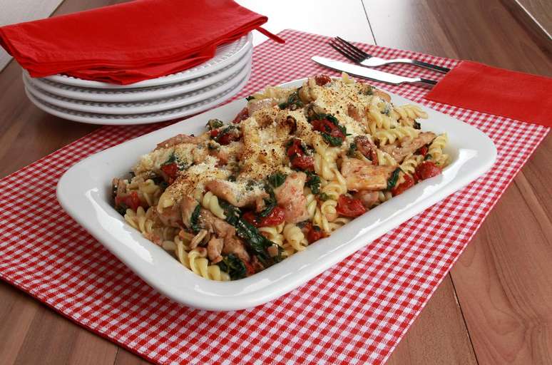 Macarrão parafuso gratinado – Foto: Guia da Cozinha