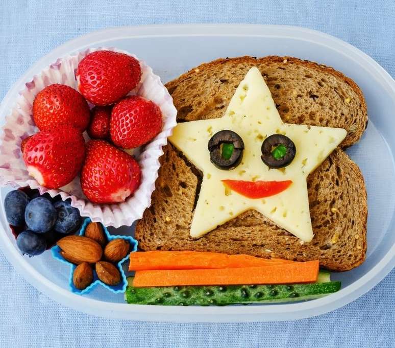 Quanto mais colorida, mais rica em nutrientes uma lancheira &eacute; |