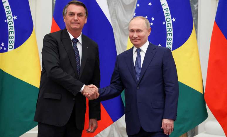 Bolsonaro e Putin durante encontro em Moscou 