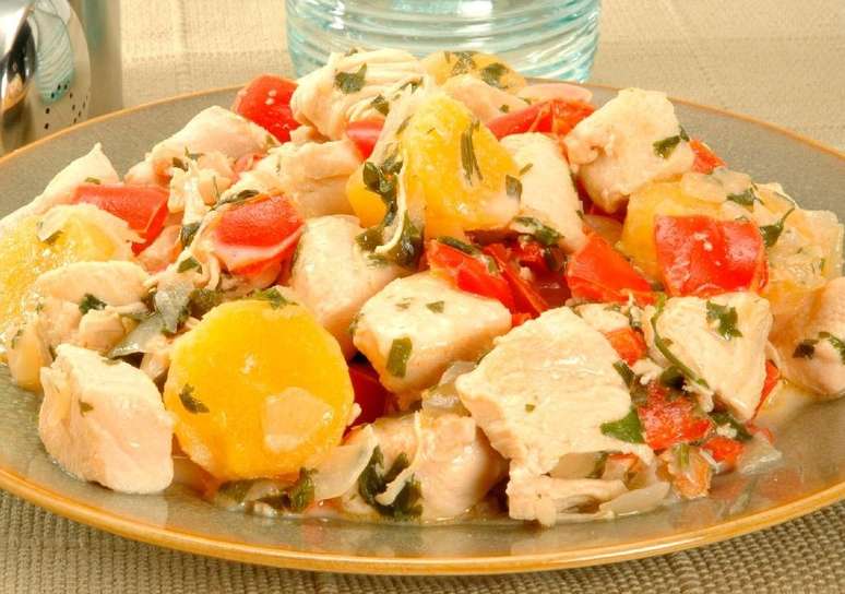 Receitas de fricass&ecirc; r&aacute;pidas para uma refei&ccedil;&atilde;o f&aacute;cil &ndash; Foto: Guia da Cozinha