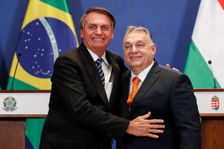 Bolsonaro e Orb&aacute;n durante encontro na Hungria 