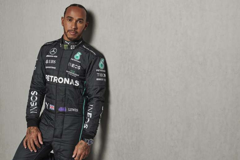 Lewis Hamilton voltou à pista 