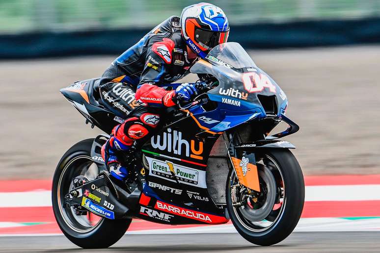 Andrea Dovizioso durante testes em Mandalika 