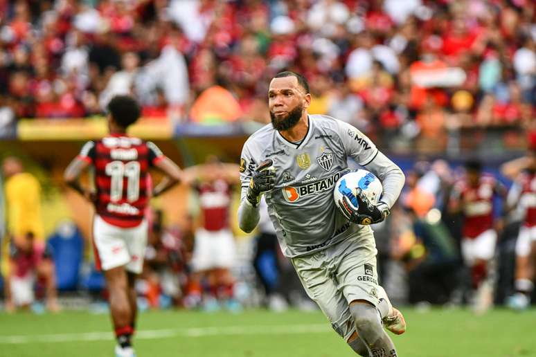 Atlético-MG vence Flamengo em incrível disputa de pênaltis e é campeão da  Supercopa do Brasil - Super Rádio Tupi