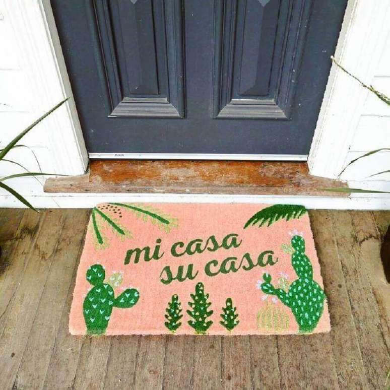 19. Alguns modelos de capachos divertidos tamb&eacute;m possuem estampas delicadas &ndash; Foto: Amber and Honey