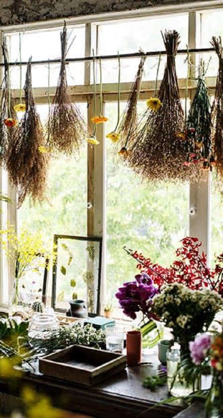 71. Veja como secar flores para decora&ccedil;&atilde;o e artesanato &ndash; Foto Interflora
