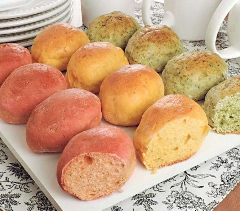 P&atilde;ozinho colorido de legumes (Reprodu&ccedil;&atilde;o / Guia da Cozinha)