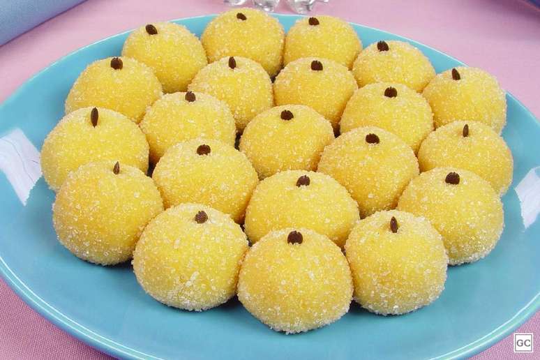 Brigadeiro de maracuj&aacute; &ndash; Foto: Guia da Cozinha