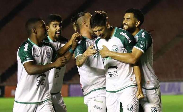 Neto Costa, da Caldense, marcou o único gol do jogo