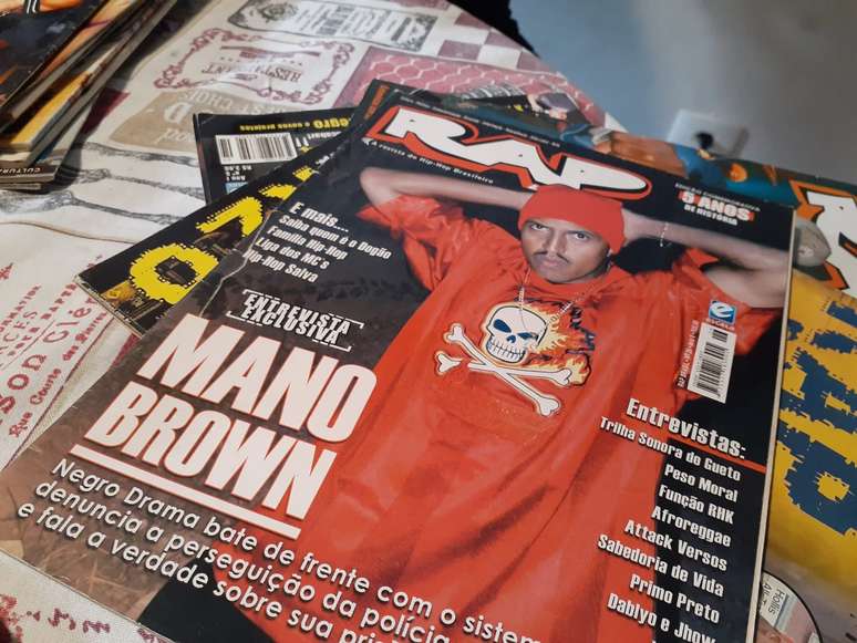 Mano Brown, dos Racionais MCs, na capa de edição da Rap Brasil