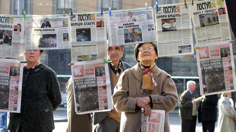 A anexação da Crimeia pela Rússia tornou os jornais do país mais nacionalistas
