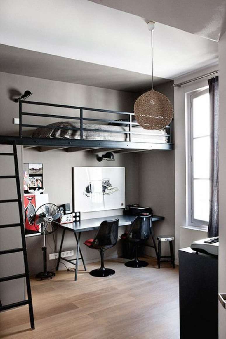 39. Cama de ferro suspensa preta &ndash; Via: Decor Facil