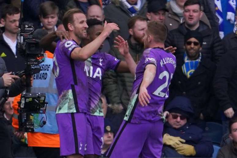 Tottenham conquistou grande vitória sobre o Leeds na Premier League (JON SUPER / AFP)