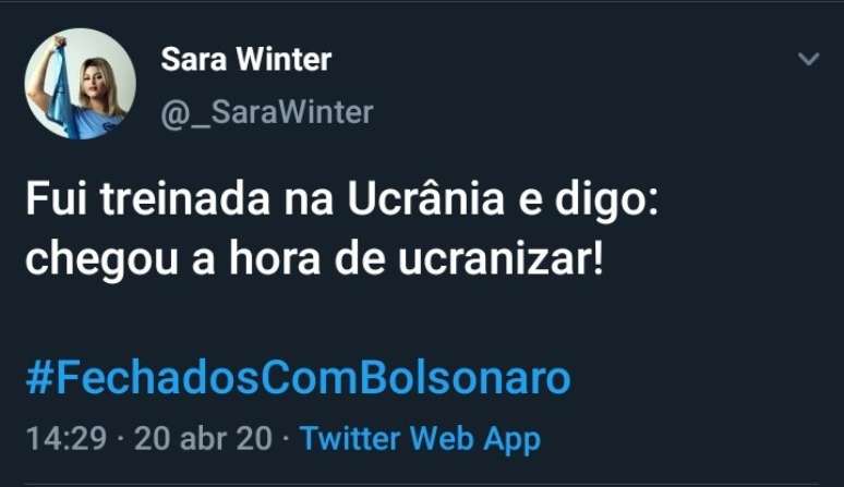 A extremista de direita Sara Winter, fundadora do grupo radical 300, sempre afirmou ter sido treinada na Ucrânia