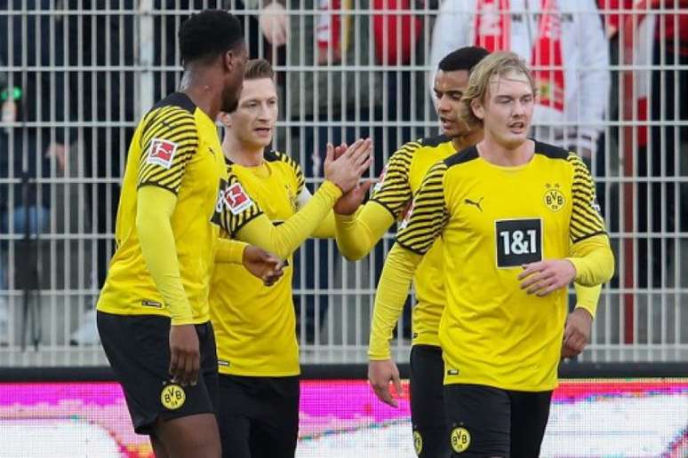 Dortmund vem de duas vitórias consecutivas na Bundesliga (RONNY HARTMANN / AFP)