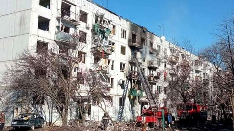 Um menino morreu no bombardeio deste bloco de apartamentosjogos online de pintarChuhuiv, no nordeste da Ucrânia