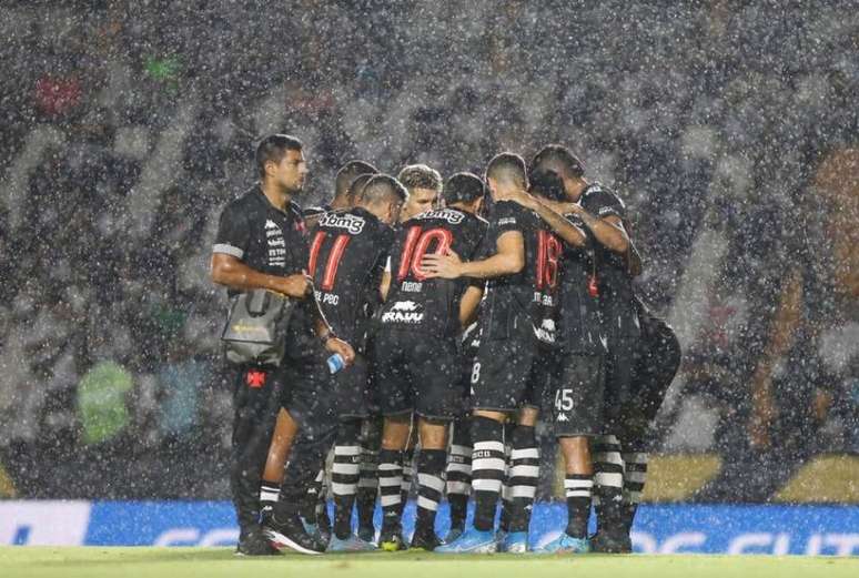 Entre Carioca e Copa do Brasil, Vasco terá 3 jogos decisivos em 7 dias