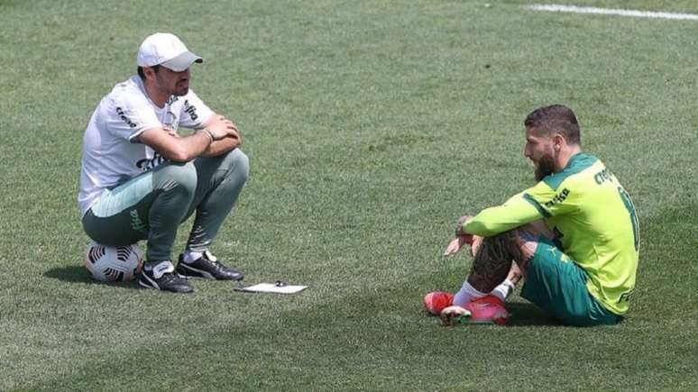 Abel Ferreira acreditou e teve paciência com Zé Rafael no Palmeiras (Foto: Cesar Greco/Palmeiras)