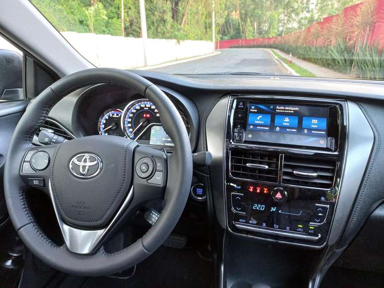Toyota Yaris Sedan XLS 1.5 CVT 2023.