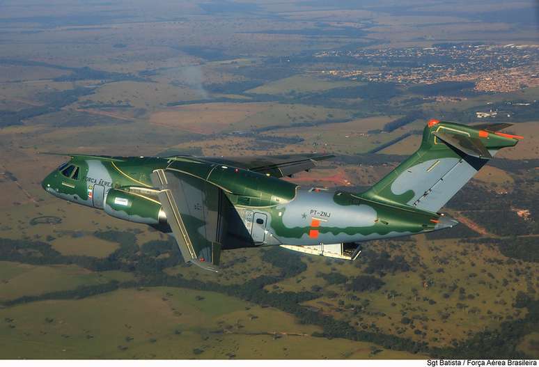 FAB enviará avião para resgatar brasileiros na Ucrânia