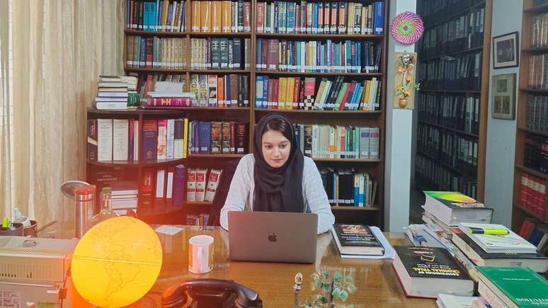 A advogada Khadija Siddique foi esfaqueada 23 vezes pelo namorado em uma rua movimentada de Lahore