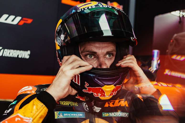 Brad Binder liderou o primeiro treino livre da temporada 2022 