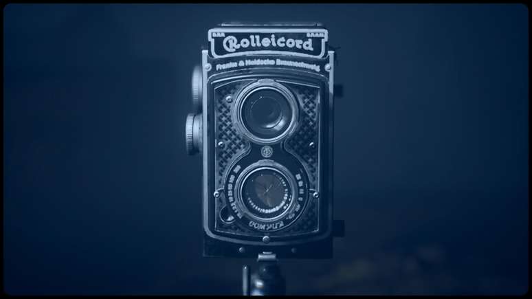 A c&acirc;mera fotogr&aacute;fica &eacute; um dos objetos mais utilizados por Giulia