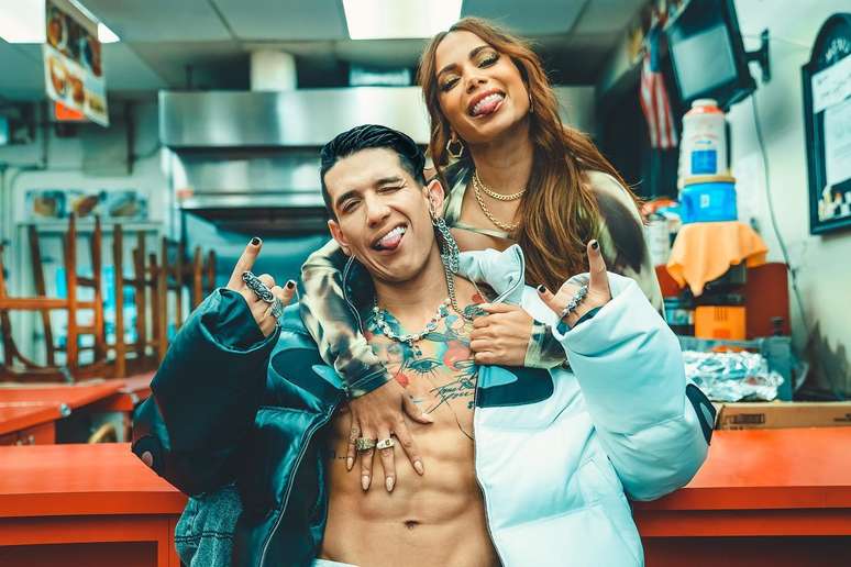 Central Anitta on X: 'Girl From Rio': confira a letra e a