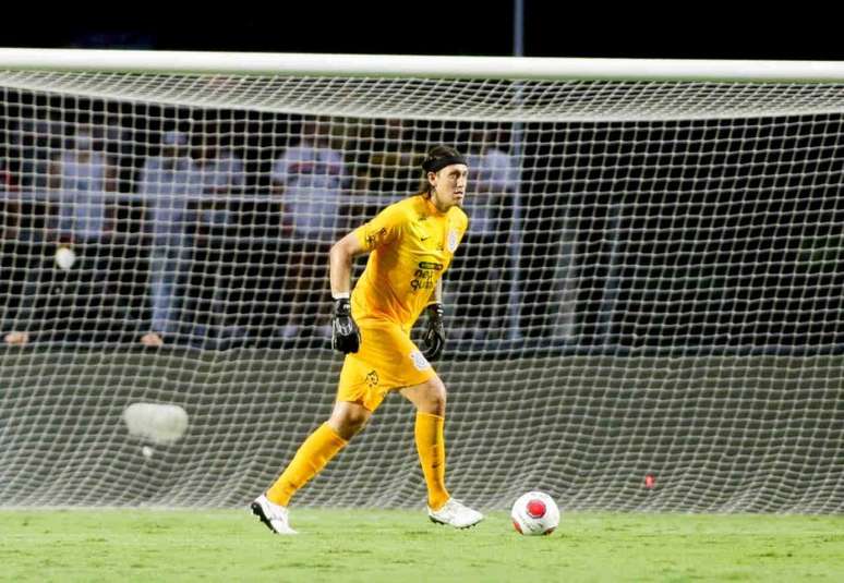 Cássio não poderá jogar clássico de Corinthians contra o Santos; entenda