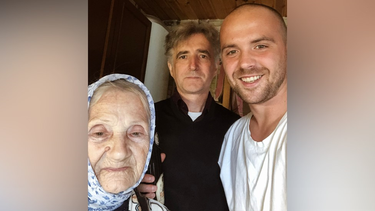 Mykhailo com seu pai antes da guerra