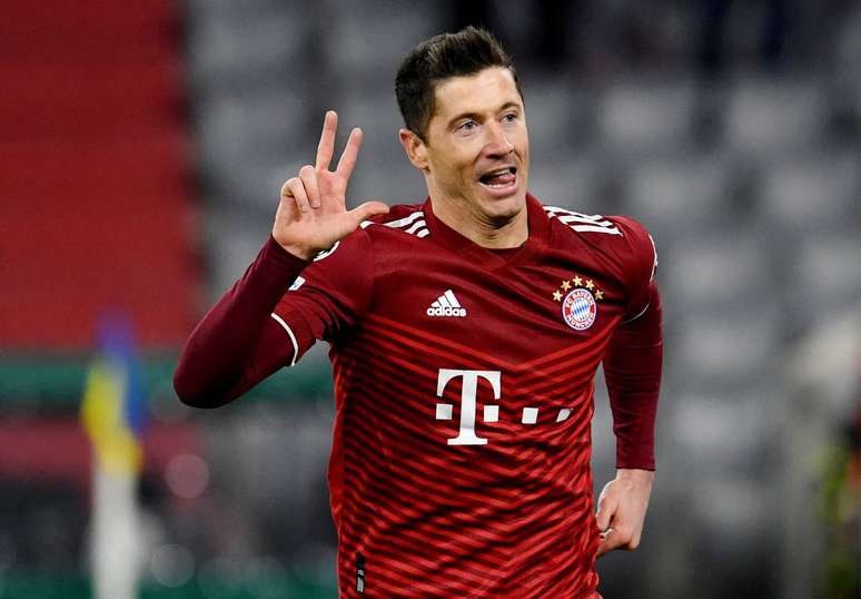 Com 3 de Lewa, Bayern goleia o Salzburg na Liga dos Campeões