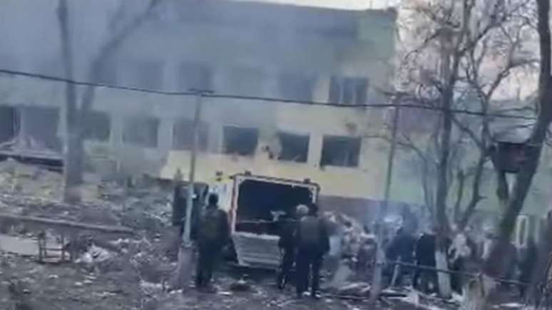 Ataque russo atingiu um hospital infantil e maternidade em Mariupol