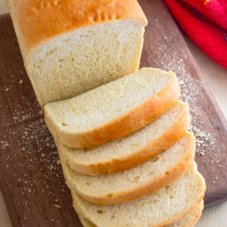 Aprenda como fazer receita de pão caseiro de liquidificador.