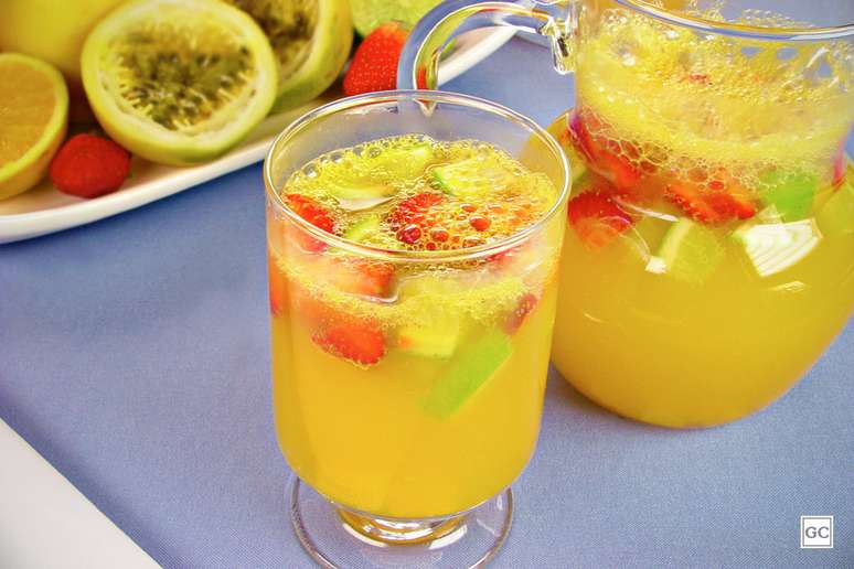 Suco especial com frutas &ndash; Foto: Guia da Cozinha