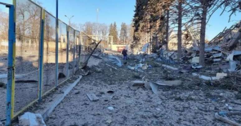 Biblioteca na cidade de Chernihiv também foi atingida (Foto: Divulgação / Desna)
