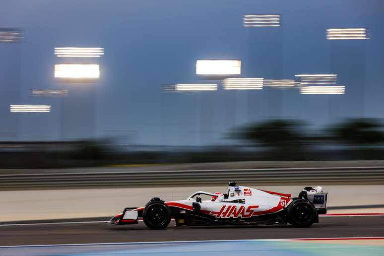 Pietro Fittipaldi pilotou a Haas nessa quinta-feita