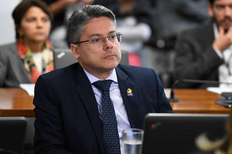 O senador Alessandro Vieira