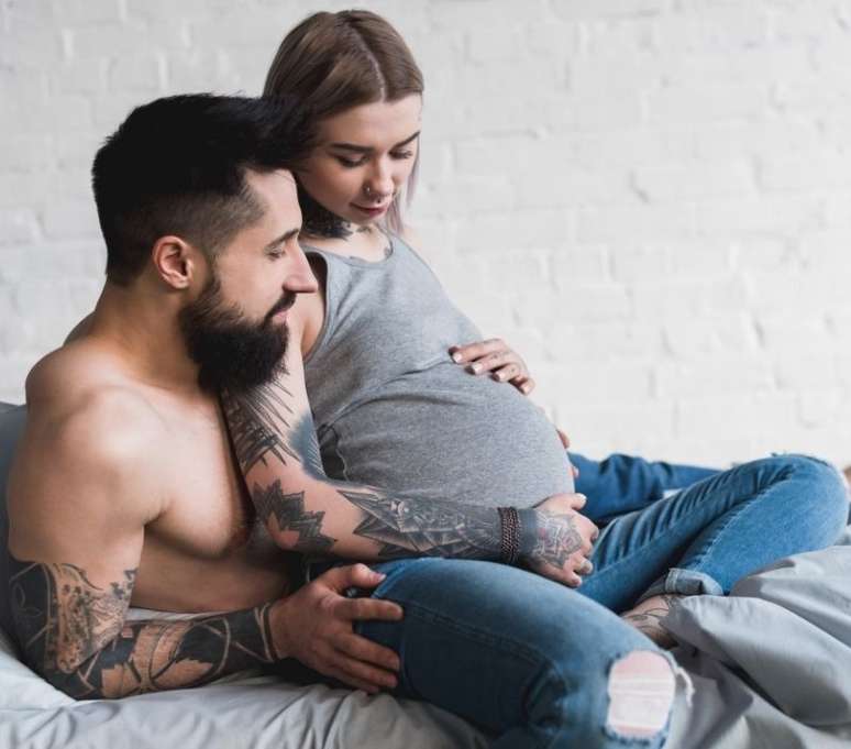 O sexo pode ser tamb&eacute;m uma maneira ainda maior de conectar o casal durante a gravidez 