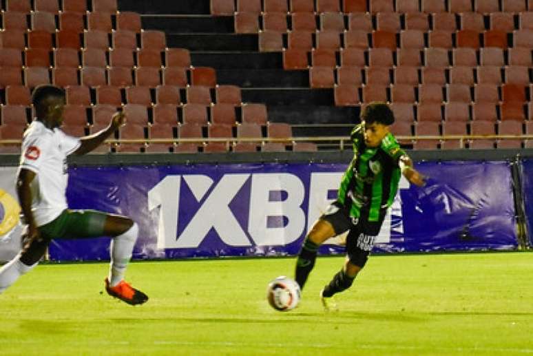 Football Pitch during America Mineiro Match - Picture of Arena