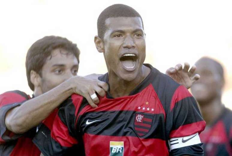 Júnior Baiano foi campeão Brasileiro pelo Fla em 1992 (Foto: Divulgação)