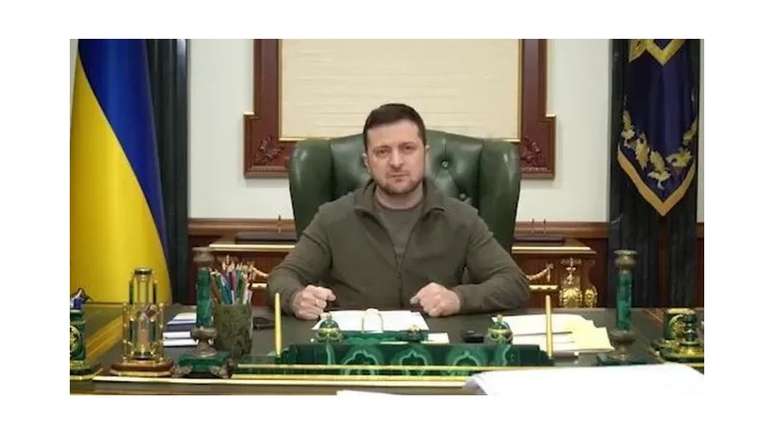 O presidente Volodymyr Zelensky em pronunciamento no dia 8 de mar&ccedil;o