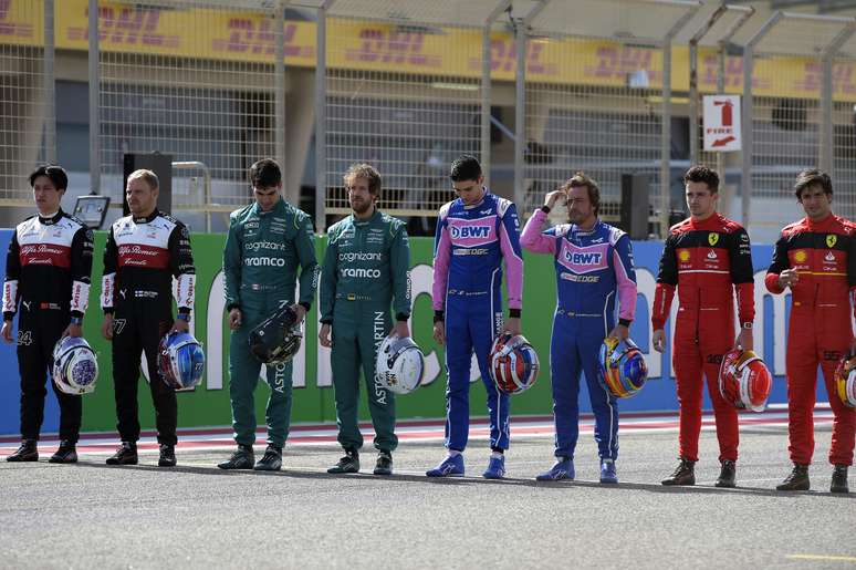 Pilotos v&atilde;o encarar maratona em 2022 com direito a sete rodadas duplas 