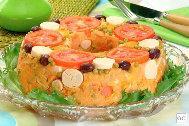 Cuscuz de salsicha &ndash; Foto: Guia da Cozinha