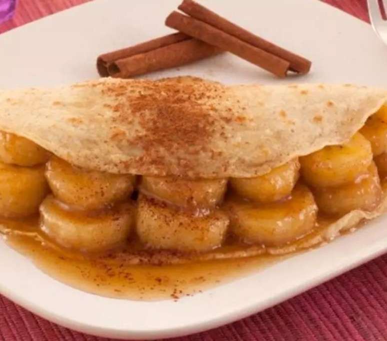 Panqueca de aveia, banana e mel (Reprodução / Guia da Cozinha)