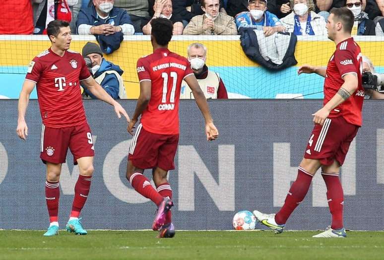 Bayern vem de tropeço diante do Hoffenheim (Foto: DANIEL ROLAND / AFP)