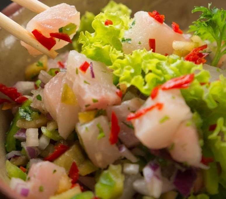 Ceviche de til&aacute;pia picada (Reprodu&ccedil;&atilde;o / Guia da Cozinha)