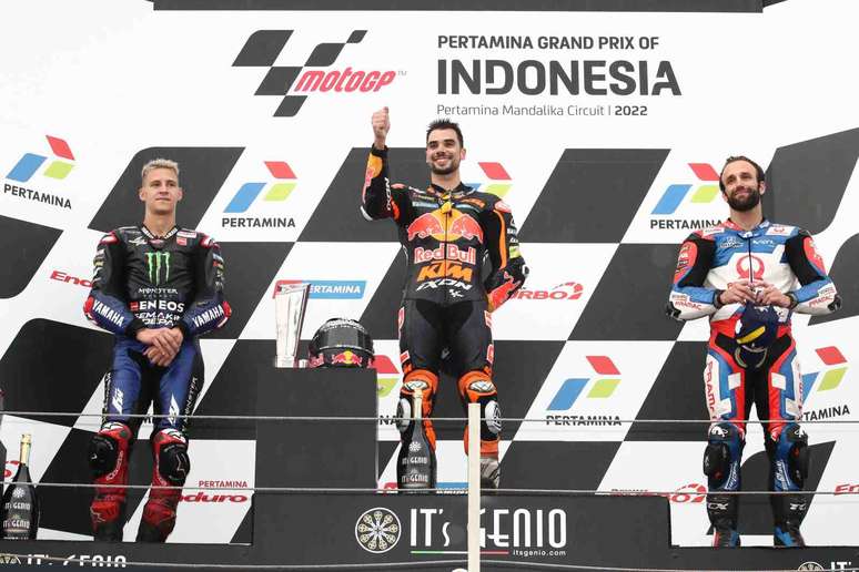 Fabio Quartararo, Miguel Oliveira e Johann Zarco no pódio em Mandalika 