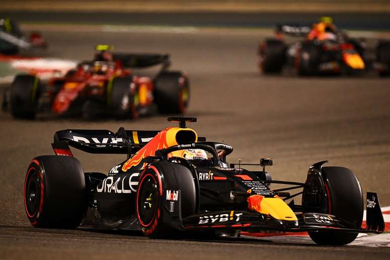 Verstappen no Bahrein: foi mesmo combustível?