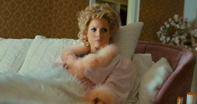 Jessica Chastain como Tammy Faye 